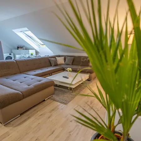 Hannibal - T-roc, Vw Naehe, Parkplatz, Naehe, Kueche, Highspeed-wlan Apartment Wolfsburg